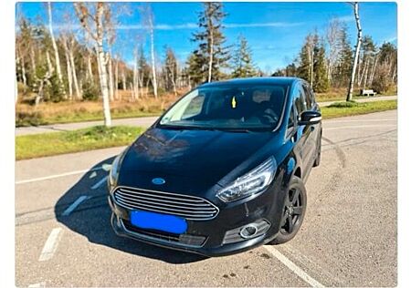Ford S-Max 2,0TDCi Bi-Turbo 154kW Titanium PShift...