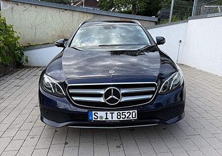 Mercedes-Benz E 200 d T Avantgarde COM LED 360°