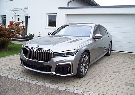 BMW M760Li xDrive Merino/B&W/Panorama/V-Max 305/I.Hd