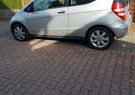 Mercedes-Benz A 150 -