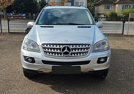 Mercedes-Benz ML 350 4MATIC -