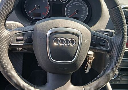 Audi A3 2.0 TDI (DPF) Attraction Attraction