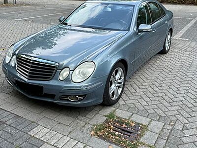 Mercedes-Benz E 200 KOMPRESSOR AVANTGARDE Avantgarde