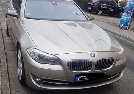 BMW 535d xDrive Touring Sehr gepflegter Zustand