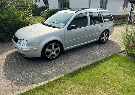 VW Bora Volkswagen 2.8 V6 4motion Variant Standard