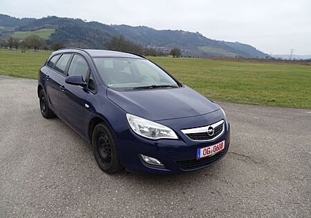 Opel Astra J Sports Tourer Selection 1.7 Diesel Klima