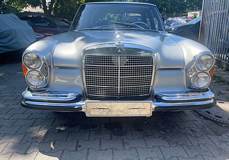 Mercedes-Benz 280 280Sel 300Sel 3,5*Klima*ZV+4.ExFenst*E.SSD*Leder