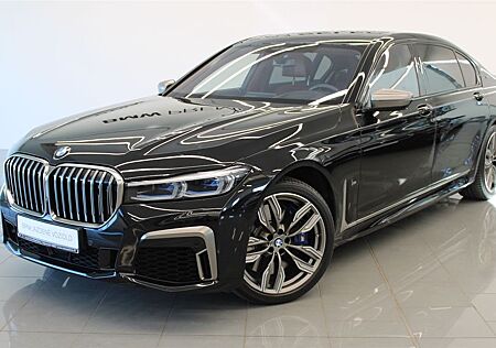 BMW M760Li xDrive Sedan