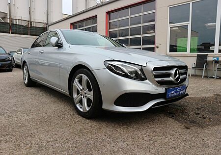 Mercedes-Benz E 220 E Limousine d 4Matic