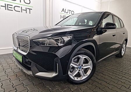 BMW iX1 xDrive30, Head-Up, AHK, 360° Kamera, LED