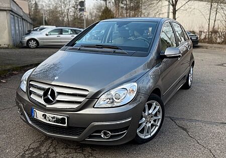 Mercedes-Benz B 180 Autotronic -