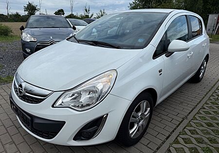 Opel Corsa D 1.2 Benzin guter Zustand wenig Kilometer
