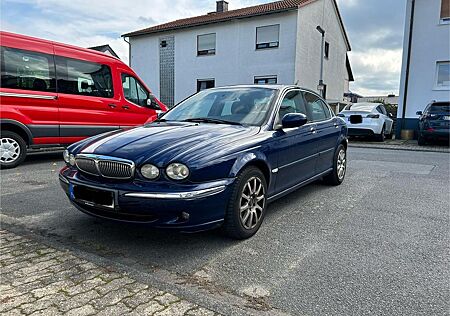 Jaguar X-Type 2.5 V6 Automatik Sitzheiz Klimaaut PDC