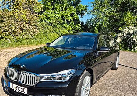 BMW 750Li xDrive -