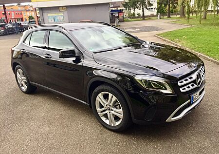 Mercedes-Benz GLA 200 Style