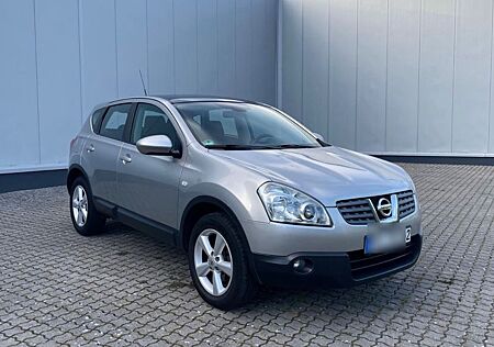 Nissan Qashqai 2.0 tekna aus 2.Besitz