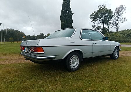 Mercedes-Benz CE 230 gebraucht kaufen Mercedes-Benz CE 230 Top Zustand Tüv neu