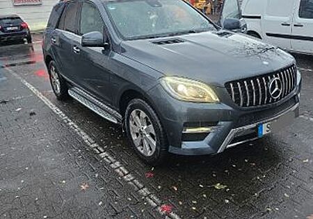 Mercedes-Benz ML 350 BlueTEC 4MATIC -