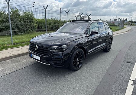 VW Touareg Volkswagen 3.0 TDI 4M R-Line Luft Matrix Pano
