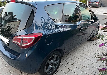 Opel Meriva 1.4 ecoFLEX 88kW PANO TÜV neu