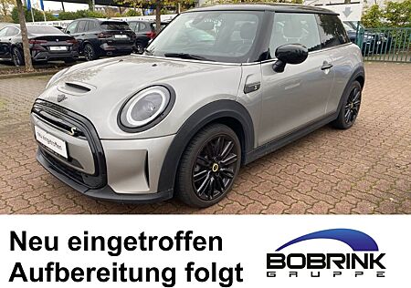 Mini Cooper SE Yours Trim Elektro RFK Navi SHZ LRH