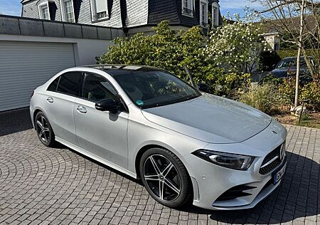 Mercedes-Benz A 250 4MATIC DCT -
