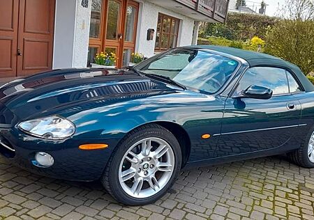 Jaguar XK8 Cabriolet -
