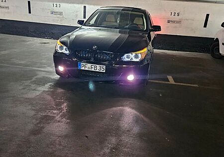 BMW 530i