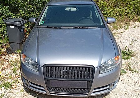 Audi A4 2.0 T FSI tiptronic quattro Avant -