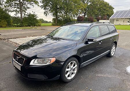 Volvo V70 2.0