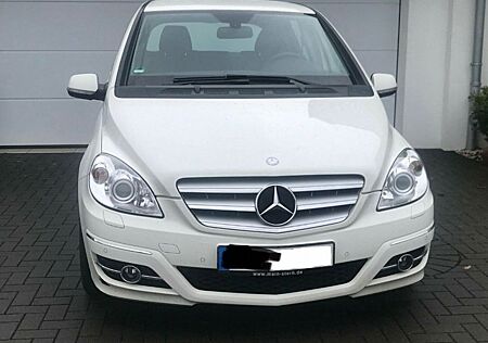 Mercedes-Benz B 200 -TÜV neu