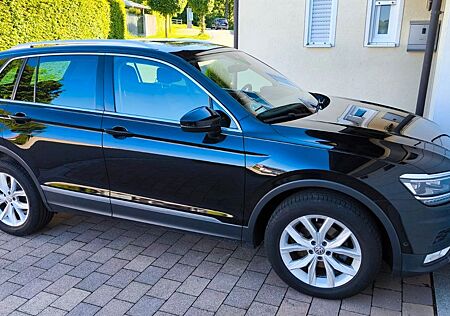 VW Tiguan Volkswagen 2.0 TDI SCR DSG 4MOTION Highline