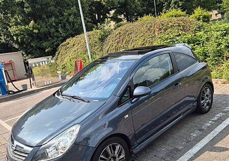 Opel Corsa D 1.4 OPC Design