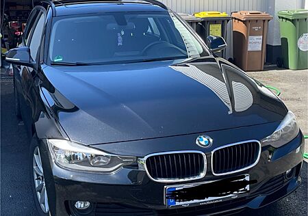 BMW 320d Touring F31 EZ 2013 Top Motor