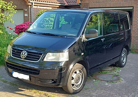 VW T5 Multivan Volkswagen mit AHK