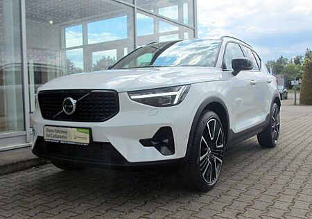 Volvo XC 40 XC40 B4 Ultra Dark +AHK+PANO+21"+LEDER+PIXEL+360