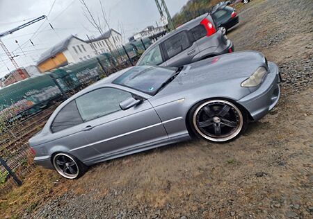 BMW 318Ci - E46