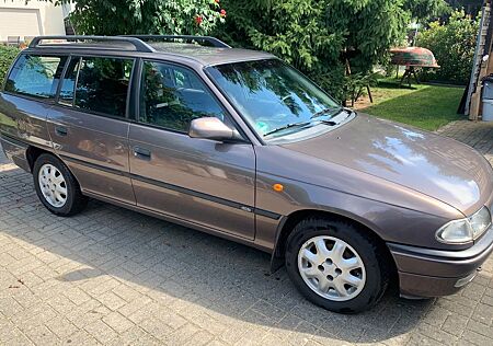 Opel Astra 1.6 16V -