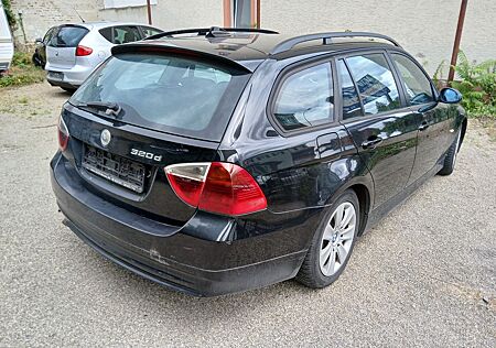 BMW 320d touring LEDER NAVI Xenon