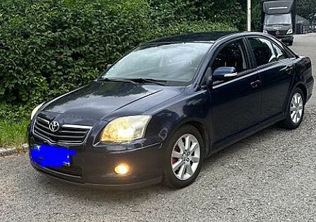Toyota Avensis Executive 1,8-l-VVT-i Executive