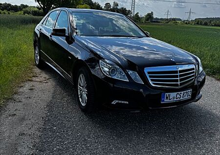 Mercedes-Benz E 250 CGI BlueEFFICIENCY AVANTGARDE AVANTGARDE