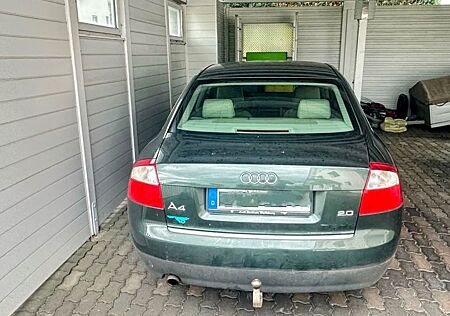 Audi A4 2.0 -