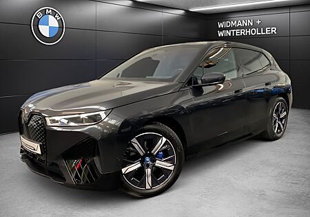 BMW iX xDrive40 Sportpaket Laser Pano Sky DA Pro H/K