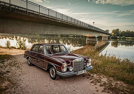 Mercedes-Benz 300 SEB
