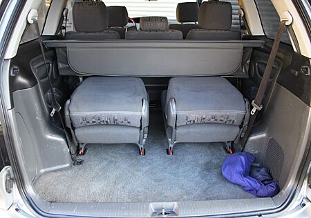 Toyota Previa 2.0 D-4D Sol 7-SITZE, 2x S-TÜRE, AHK