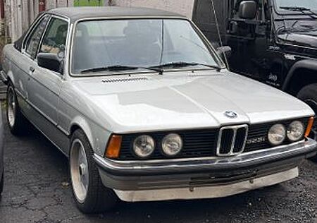 BMW 323 gebraucht kaufen BMW 323 BAUR Cabrio TC1 E21