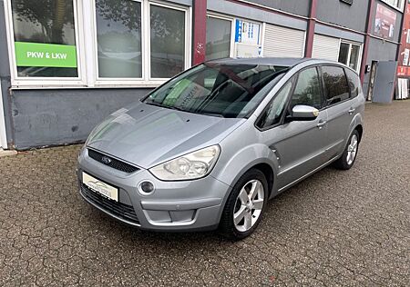 Ford S-Max Titanium "KLIMATRONIK" "PDC" "AHK"