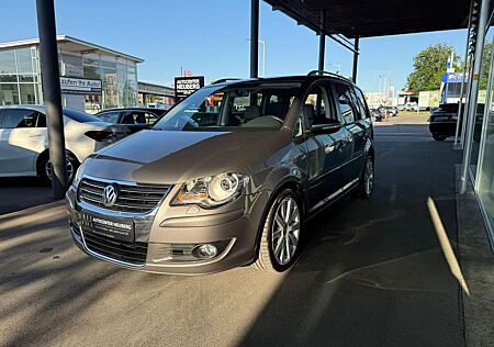 VW Touran Volkswagen Highline R-LINE PDC KLIMA 7.SITZER