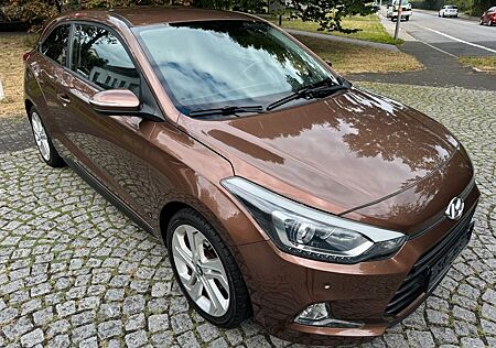 Hyundai i20 1.4 Style Coupe Navigation R.Kamera LED Eu6