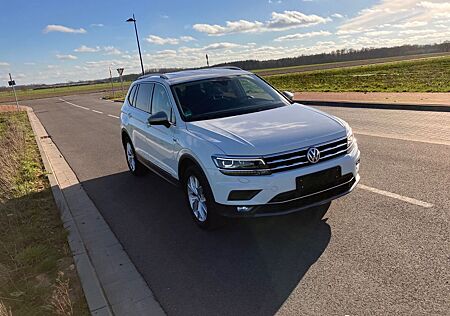 VW Tiguan Allspace gebraucht kaufen VW Tiguan Allspace Volkswagen 2.0 TDI SCR DSG 4MOTION High...